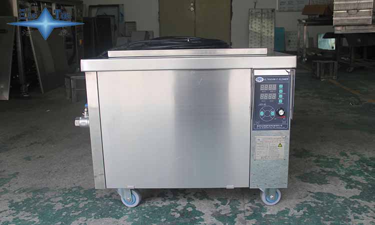 關(guān)于超聲波清洗機(jī)在網(wǎng)帶爐清洗中的應(yīng)用 關(guān)于超聲波清洗機(jī)在網(wǎng)帶爐清洗中的應(yīng)用