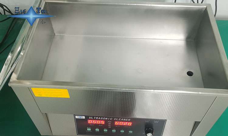 提升汽車零部件性能和壽命:超聲波清洗機的金屬清洗應用 提升汽車零部件性能和壽命:超聲波清洗機的金屬清洗應用