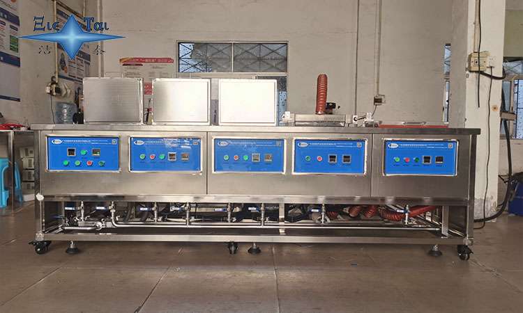 超聲波清洗機保障金屬冷藏設備的食品衛(wèi)生與質量