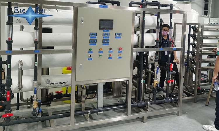 深入了解超聲波清洗機清洗槽：結構、材質與性能影響因素