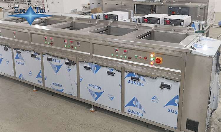 超聲波清洗機為何能高效清除油污的科學(xué)原理